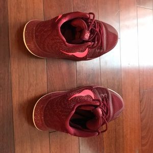 Nike Kyrie Irving 3s